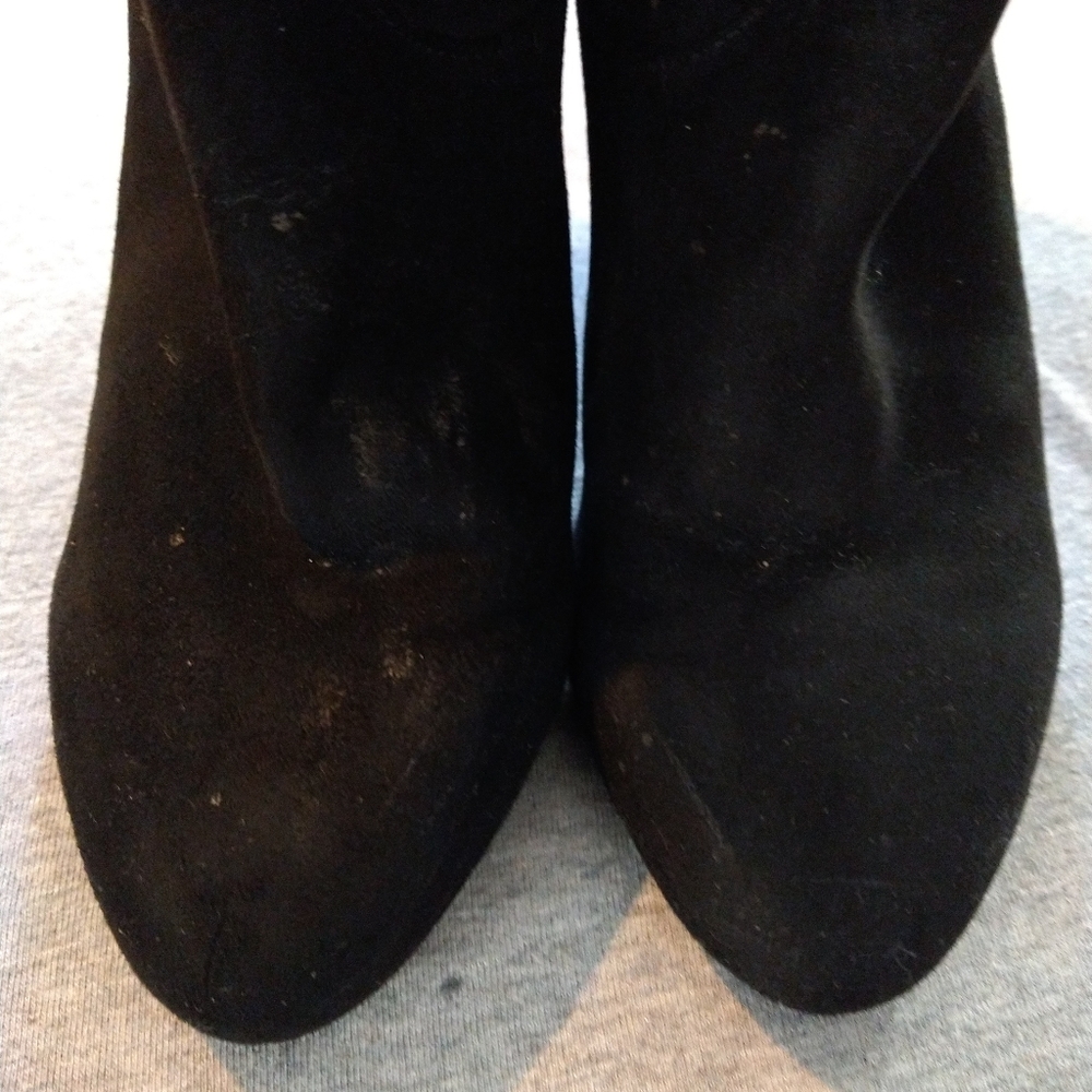 Shoes - Picture 5 of 5